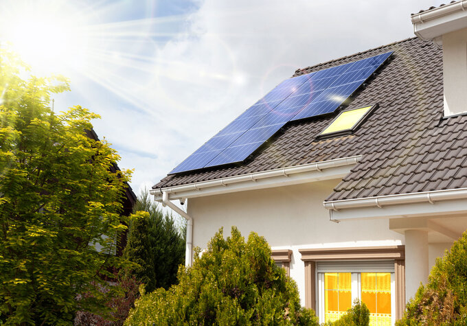 Mit Photovoltaik Energie sparen - aber sicher!